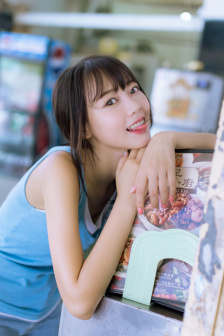 巨婴云播首页